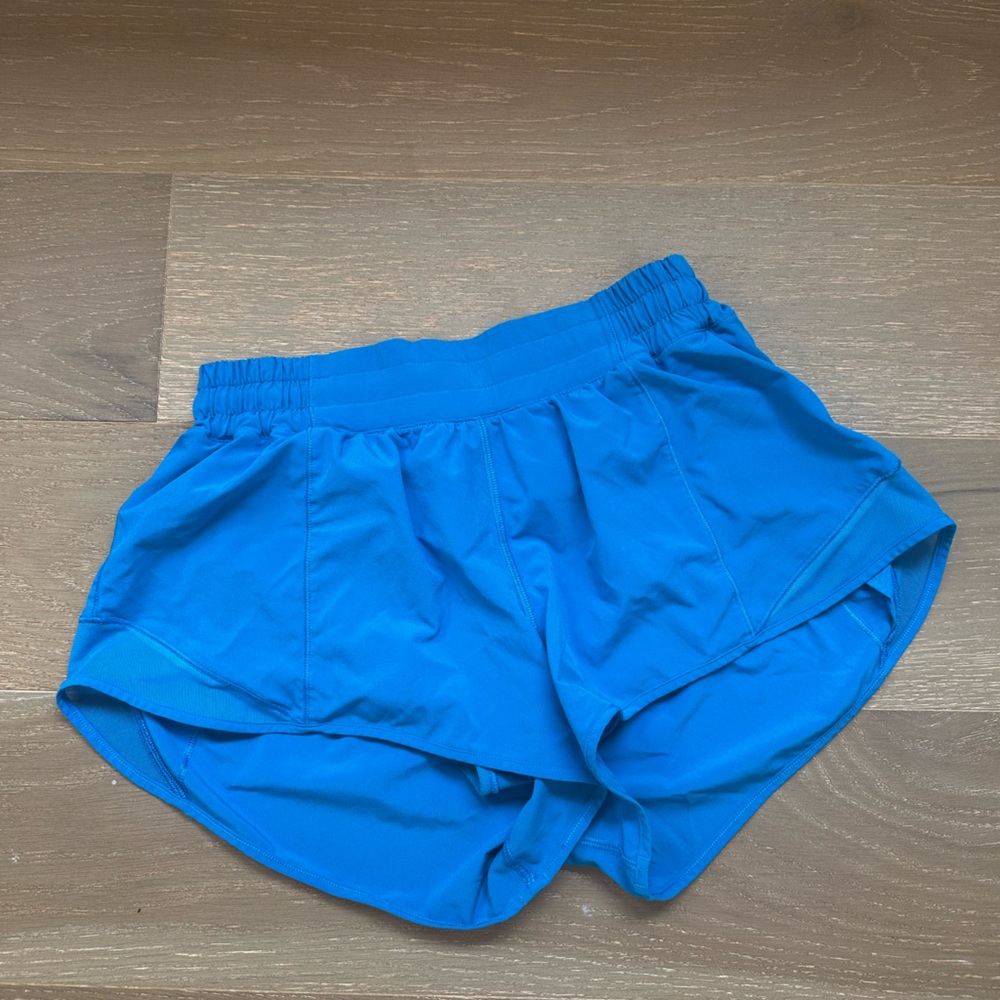 Lululemon Hotty Hot 2.5” Blue Athletic Shorts